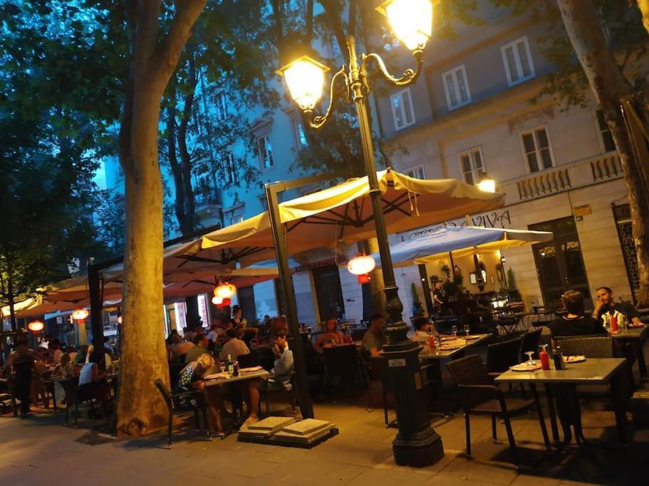 In Centro A Triëst Buitenkant foto